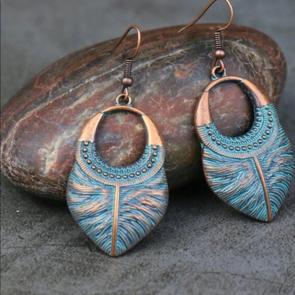 Sculptured Boho Dangle Earrings NEW French Hooks Turquoise & Bronze Color - Picture 7 of 8